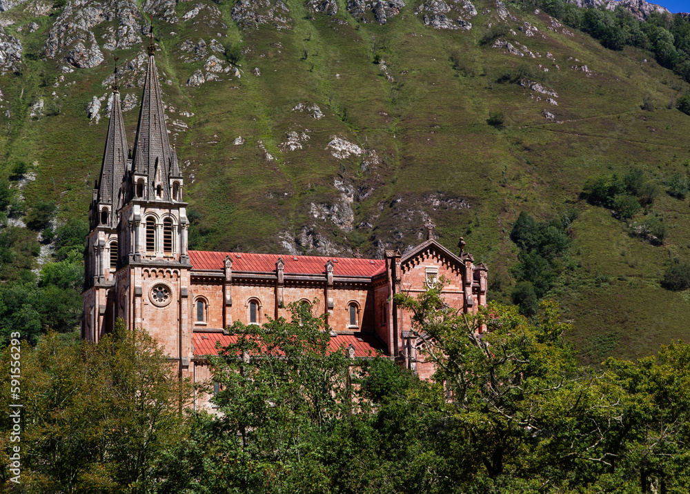 Obraz premium Basilica of Covadonga in the mountains of Asturias. Spain