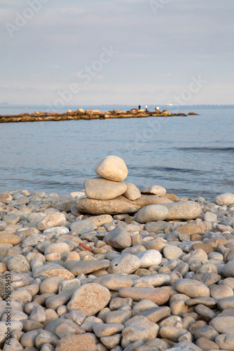 Obraz na płótnie Stone Stack on Beach, El Campello, Alicante, Spain w salonie