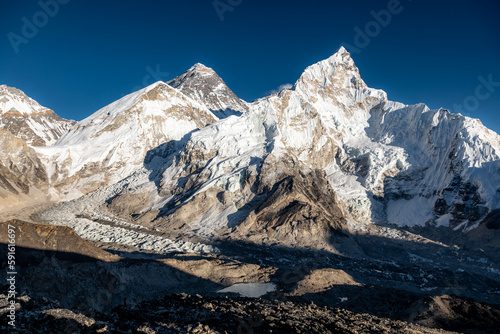 Million dollar view: Mount Everest (8850m), Nuptse (7861m) and Khumbu Icefall from Kala Patthar in the early afternoon