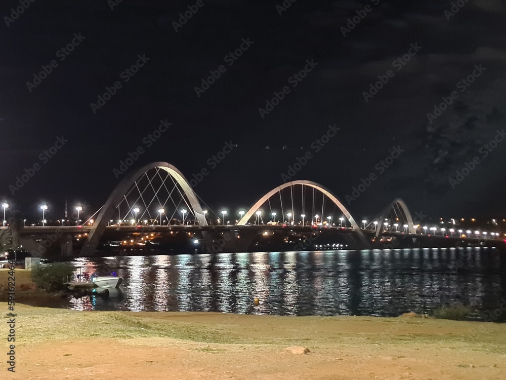 Fototapeta premium jk bridge at night