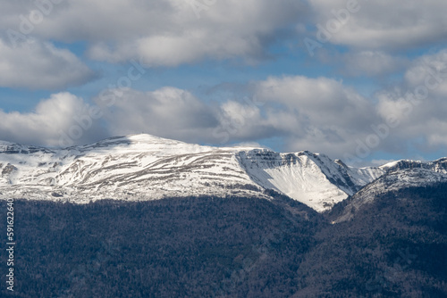 Wallpaper Mural crêtes du Jura enneigée Torontodigital.ca