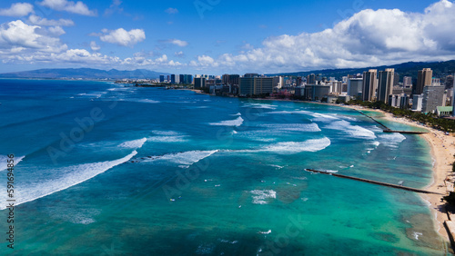 Waikiki Beach with hotels and ocean view in Waikiki  Honolulu  Oahu island  Hawaii