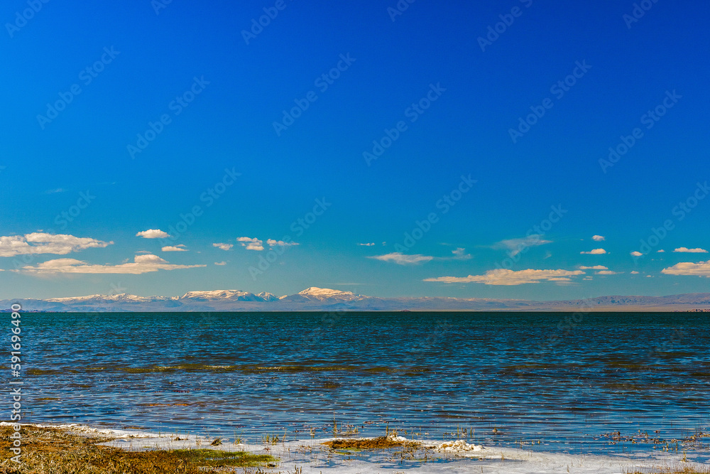 Fototapeta premium Beach and lake