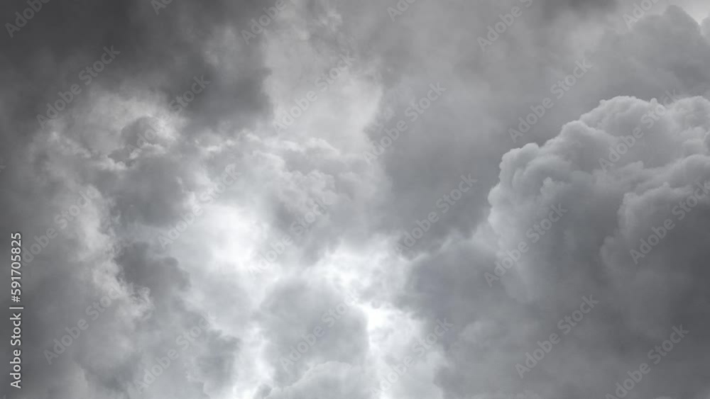 Darkness Descends, Captivating Thunderstorm Shots Darkness Descends, Captivating Thunderstorm Shots