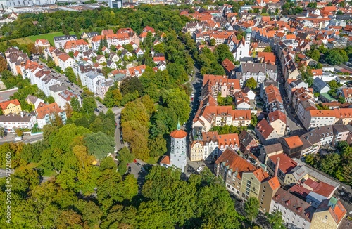 Augsburg, rund um das Wertachbruckertor im Sommer