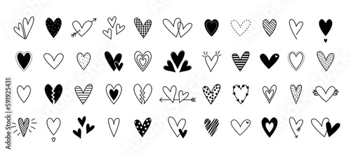 Heart outline icon set. Heart  love  nubes  romantic. Hand drawn heart collection