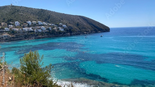 paisajes de agua cristalina de mar mediterráneo  photo