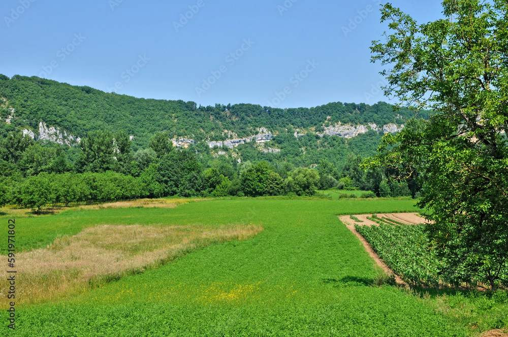 Perigord, picturesque landscape of Lacave