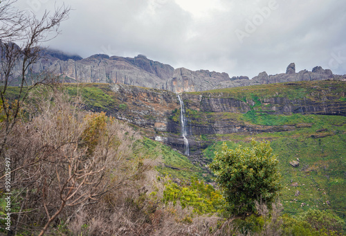 Fototapeta Naklejka Na Ścianę i Meble -  Waterfalls under Andringitra massif as seen during trek to pic Boby peak