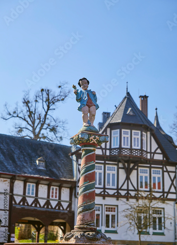 Frankenberger Brunnen und Kirche St. Peter und Paul zum Frankenberge in Goslar, Norddeutschland, Niedersachsen. photo