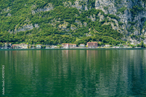 Como Lake, Italy © horizonstar