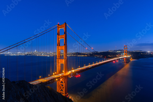 Fototapeta Naklejka Na Ścianę i Meble -  San Francisco's Golden Gate Bridge at Sunset