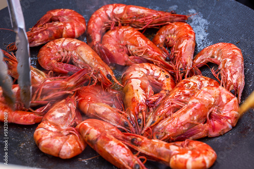 Pan-fried Shrimp at a Picnic Camp