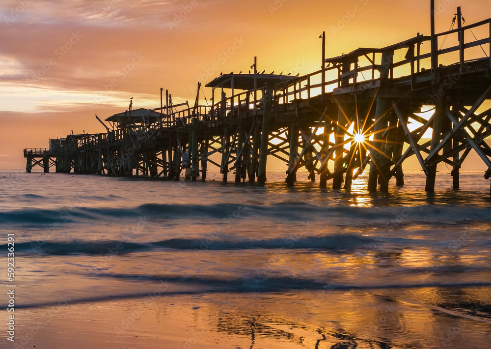 Fototapeta premium golden sunset