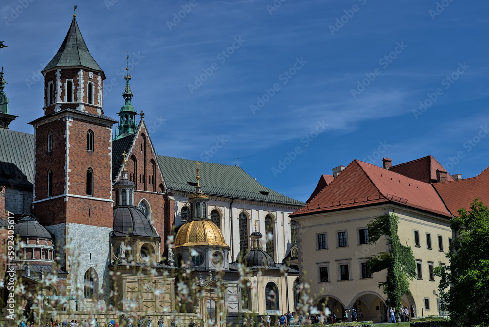 Obraz premium Krakow, Poland - Wawel Cathedral in Krakow Royal Castle. Golden roof of Sigismund's chapel. Chapel of the Vasa dynasty. One of the most popular attractions in Poland.