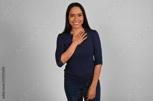 Latin woman expressions