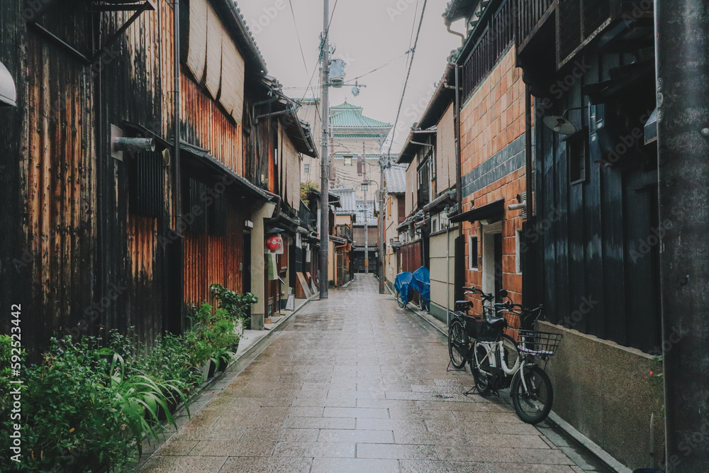 narrow street japan
