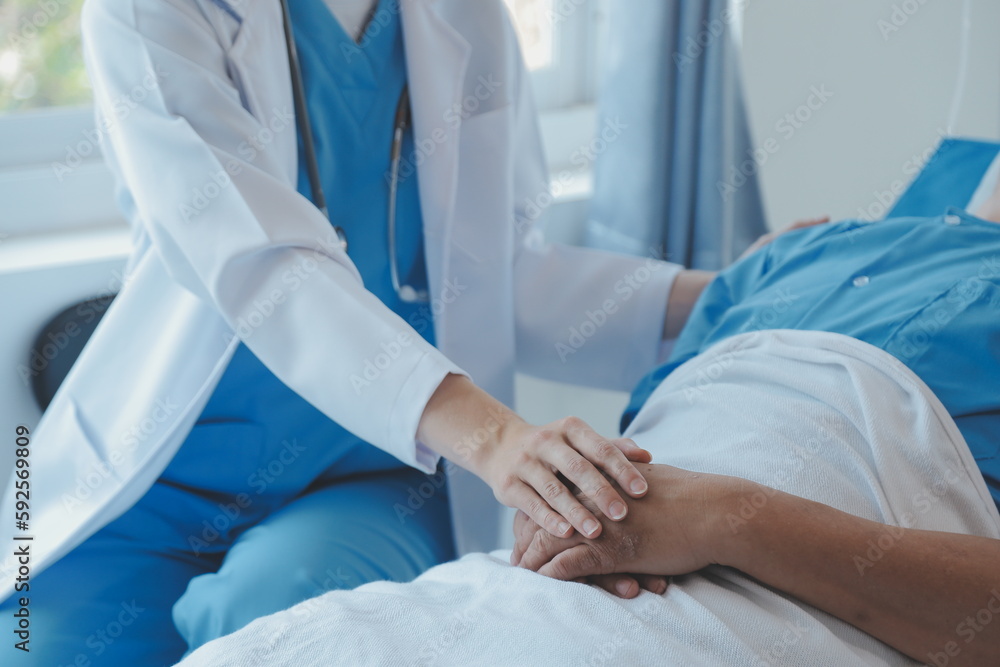 Injured patient showing doctor broken wrist and arm with bandage in hospital office or emergency room. Sprain, stress fracture or repetitive strain injury in hand. Nurse helping customer. First aid. Injured patient showing doctor broken wrist and arm with bandage in hospital office or emergency room. Sprain, stress fracture or repetitive strain injury in hand. Nurse helping customer. First aid.