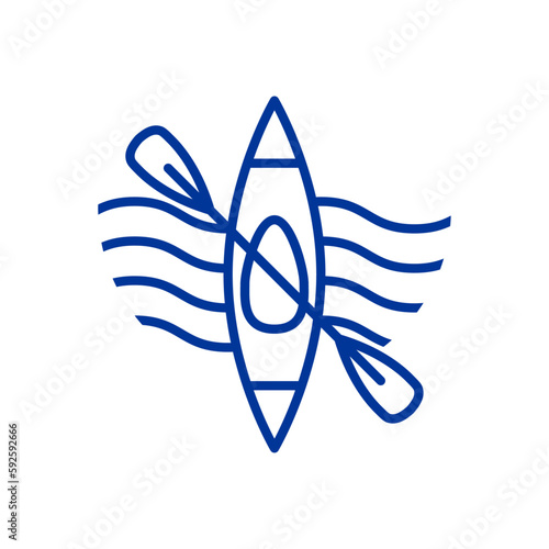Icono kayak. Logo aislado con silueta lineal de remo cruzado sobre kayak o canoa con olas de mar