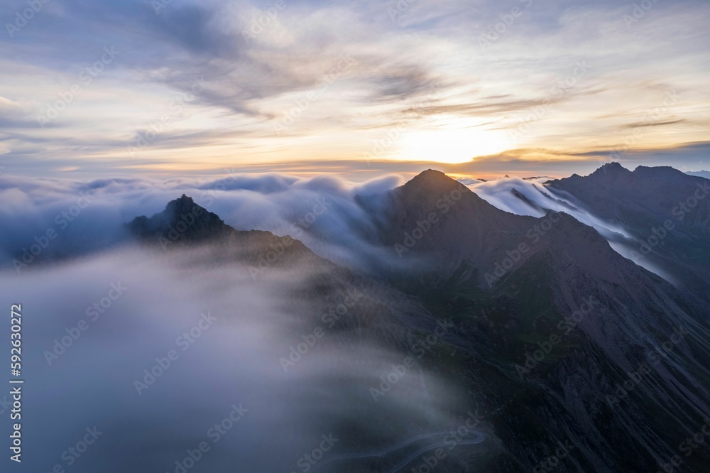 Long exposure shot of the sea of clouds at the Balang Mountain Pass in Aba Prefecture, Sichuan