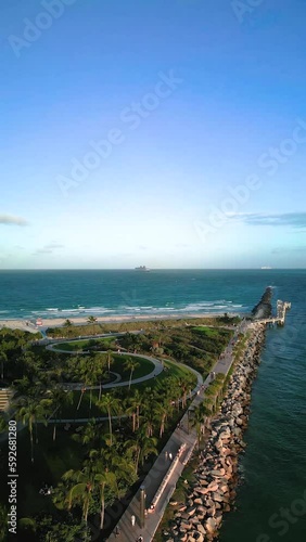 Wallpaper Mural Beach view  Torontodigital.ca