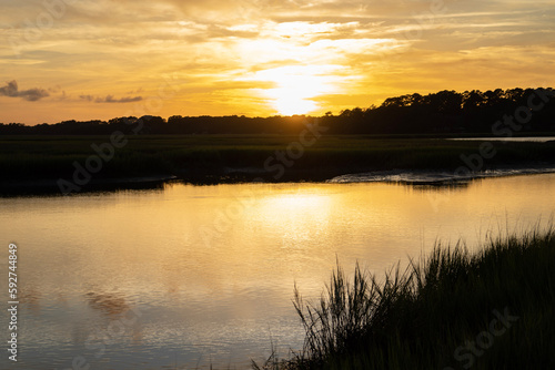 Fototapeta Naklejka Na Ścianę i Meble -  Sunrise over the South Carolina River