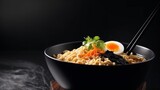 ラーメン。黒い器に入った日本のラーメンの麺GenerativeAI