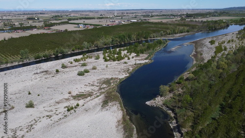 Il fiume è quasi prosciugato dalla siccità ed il suo corso è ormai diventato un'isola di sabbia - foto Aerea con Drone 03 photo