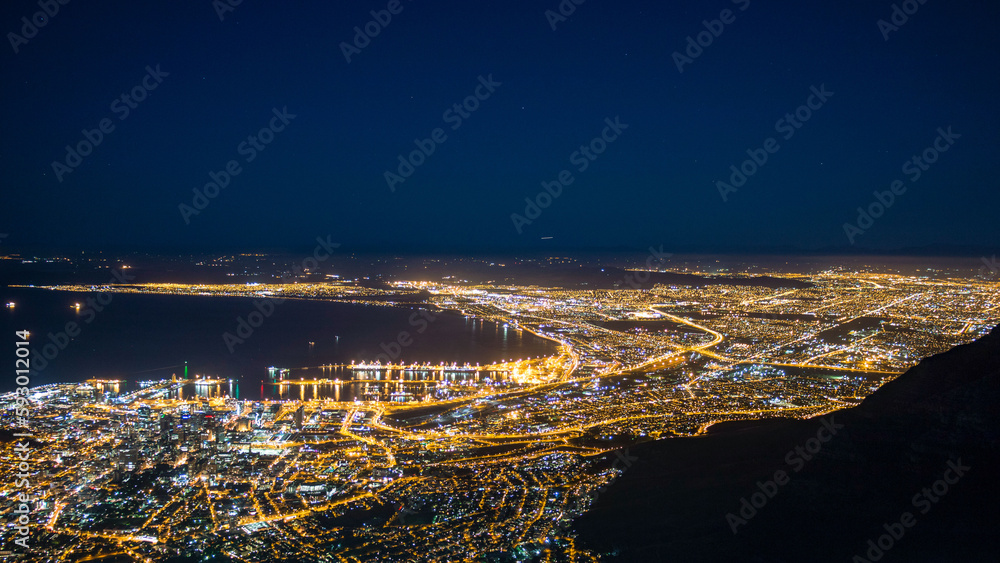 Fototapeta premium Cape Town City Bowl At Night