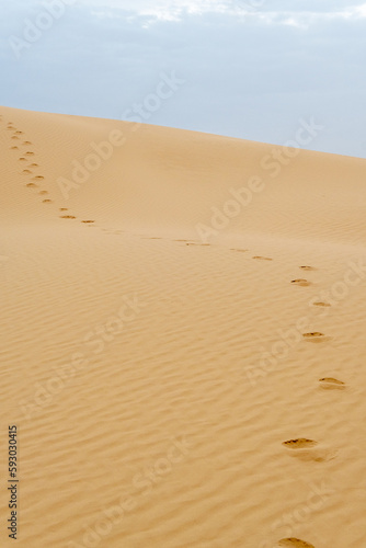 The beautiful sand dunes in bou saada the closest desert place for the capital.