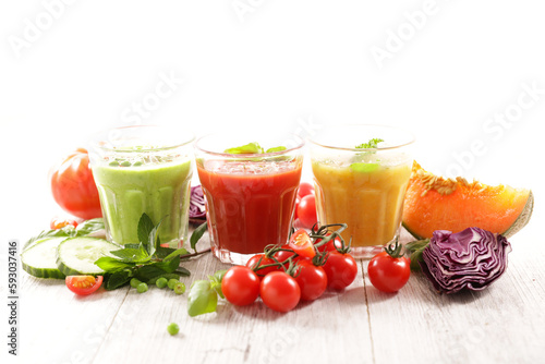 detox vegetable juice- assorted of healthy smoothie