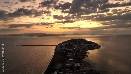 Atardecer, Puerto