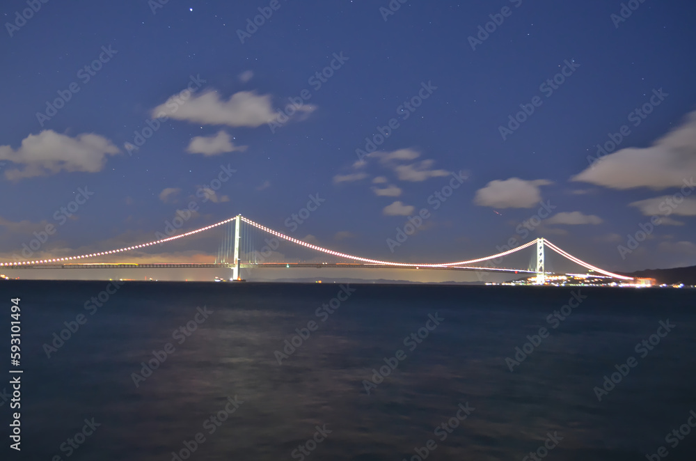Naklejka premium 兵庫県・明石海峡大橋の夜景