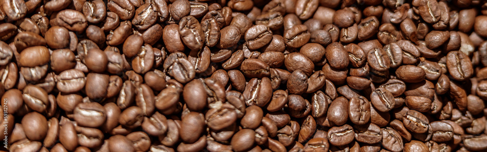 Obraz premium High quality freshly roasted arabica coffee beans