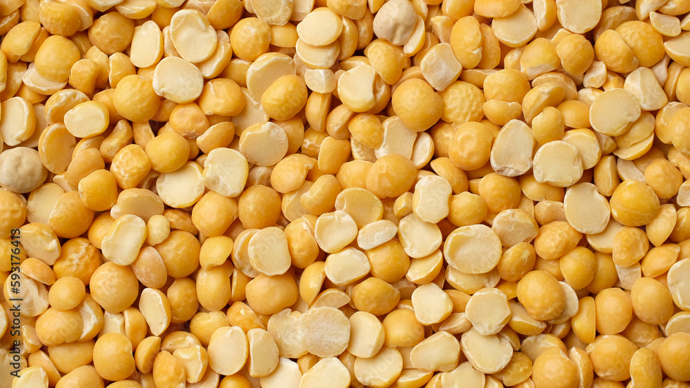 Dry yellow split peas top veiw Dry yellow split peas top veiw