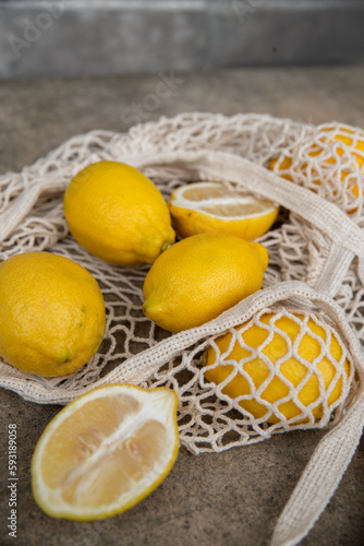 Fototapeta Naklejka Na Ścianę i Meble -  lemon on the table