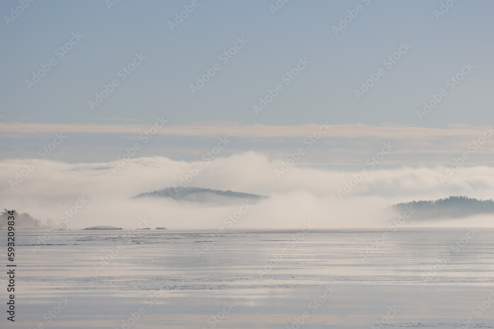 Obraz premium clear water in fog