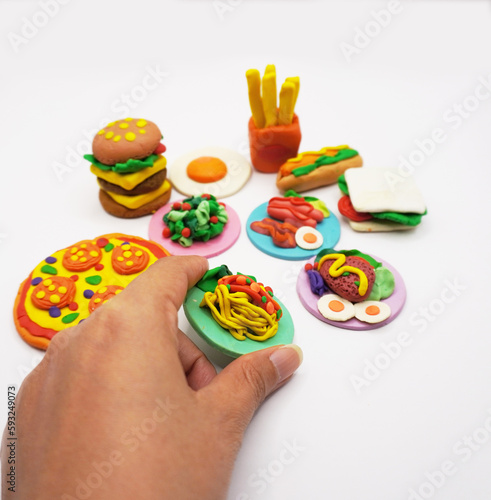 modeling clay, modeling clay kid, foods, american food, kid, modeling clay colors, mold, education, art, artist,white, red, yellow, green, pink, orange