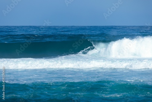Wave crushing in the ocean