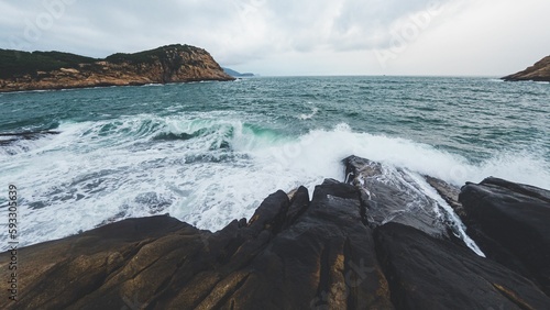 Canvas Print Beautiful landscape of splashing waves at the rocky shore