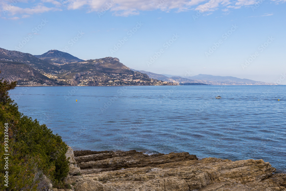 Montagnes des Préalpes de Nice depuis la Pointe de Saint-Hospice à Saint-Jean-Cap-Ferrat