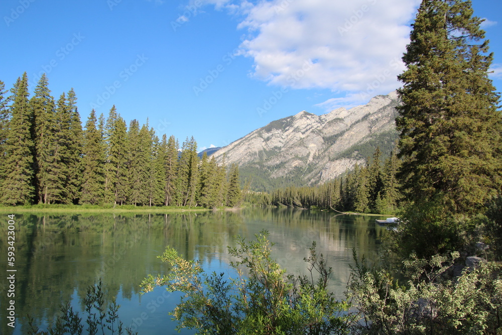 Obraz premium Calm Bow River, Banff National Park, Alberta