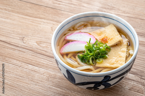 Schilderij op canvas 温かいうどん