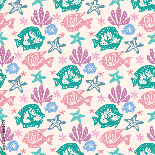 Beautiful seamless pattern with seaweeds, Sea underwater plants, ocean coral reef and aquatic kelp,  algae and seashells, jellyfish. Marine  background.  Vector illustration.  