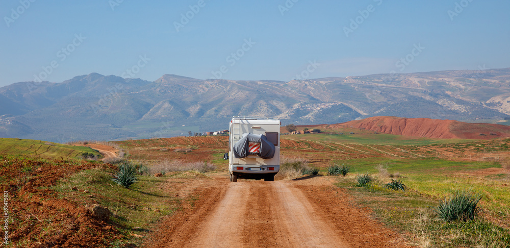 Adventure travel in motorhome- Morocco Adventure travel in motorhome- Morocco