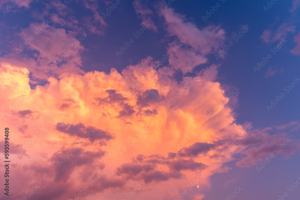 Pink sky, Evening Dusk cloud on Sunset, idyllic nature cloud,dramatic sunlight with majestic peaceful sky in summer season. Purple sky in twilight in the evening, dusk sky