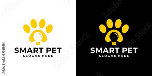 Pet paw logo design template with light bulb design vector illustration. Symbol pet smart, icon, creative.