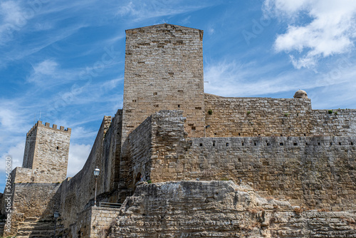 Slika na platnu View of the formidable Castello di Lombardia (Lombardy Castle) in Enna, Sicily,