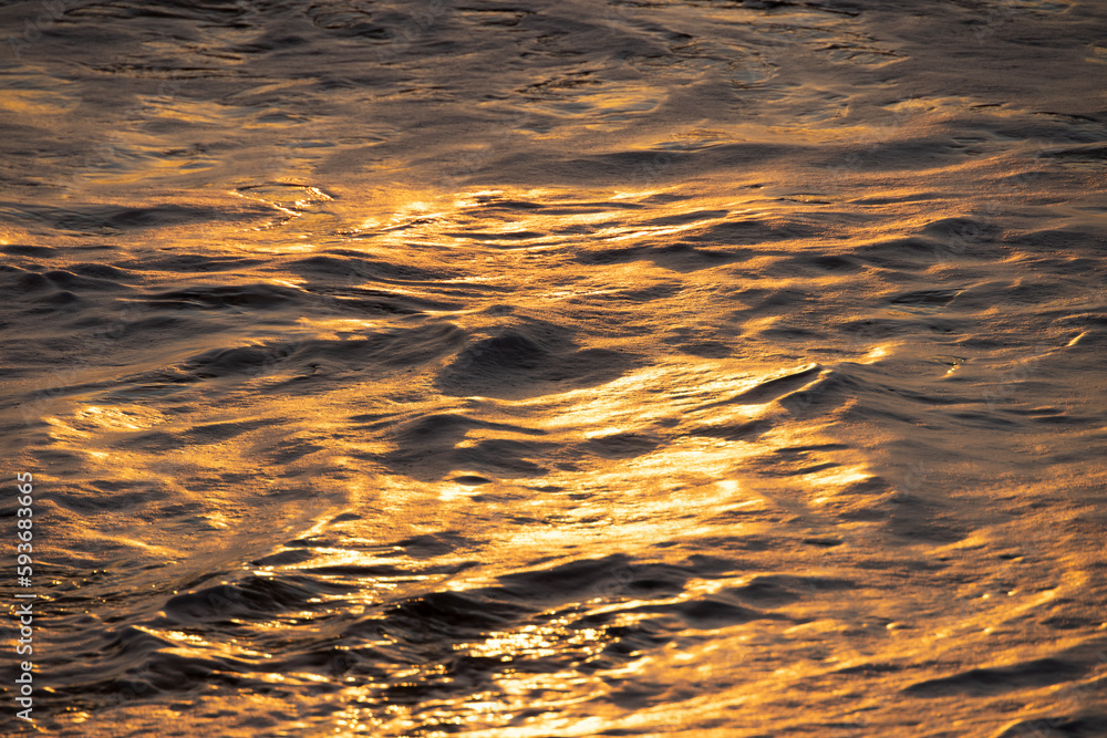 Golden foaming water Golden foaming water