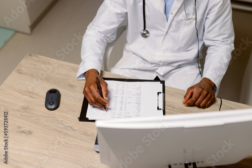 Anonymous doctor workplace computer hardware document 